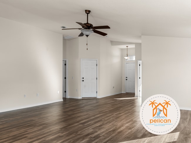 Building Photo - Move-In Ready Home in a Desirable Community