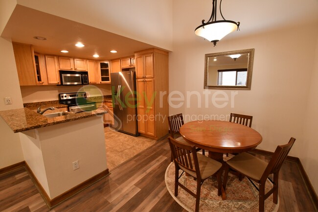 Building Photo - Rancho Bernardo condo| Villa Taviana | Poway School District|