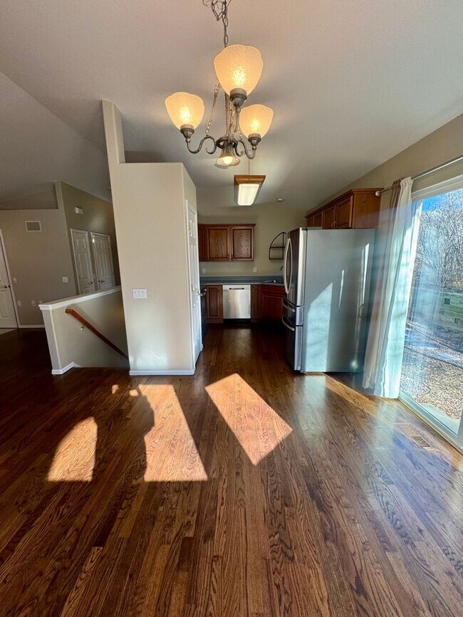 Building Photo - Beautiful home in Pulpit Rock with Stunning Mountain Views