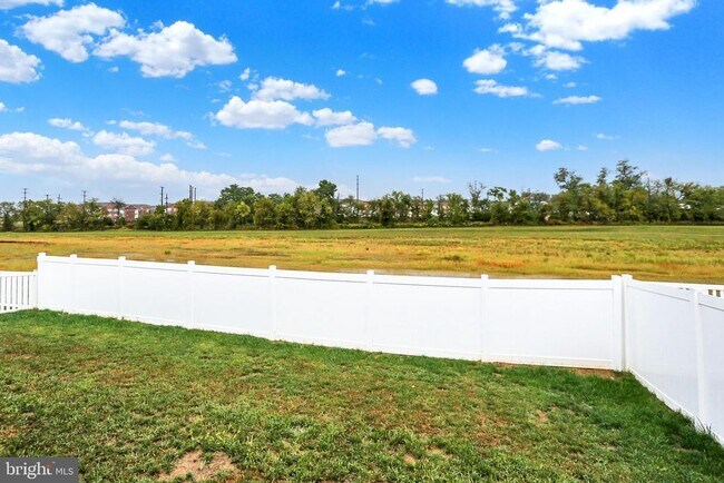 Building Photo - 3113 Bullfinch Ln