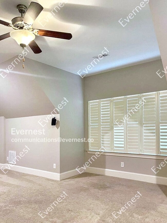 Building Photo - 2141 Sugar Mill Dr