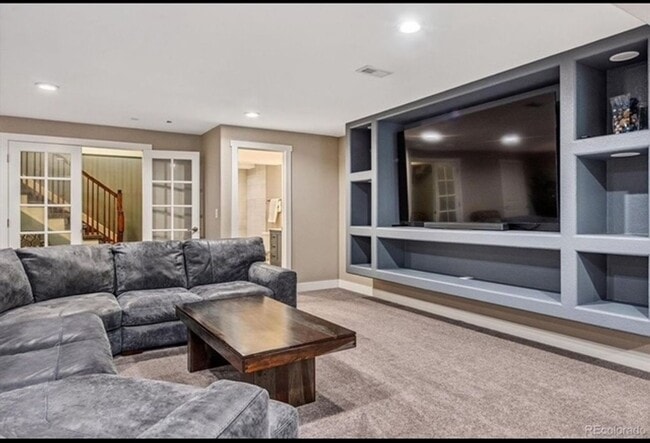 Building Photo - Stunning 4BR Home in West Arvada