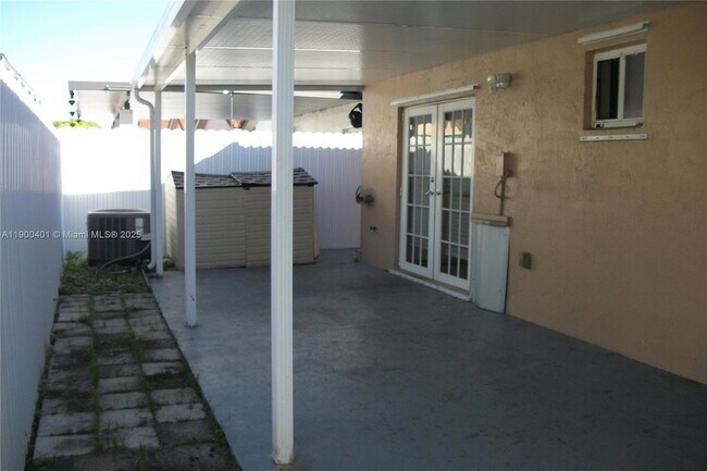 Building Photo - 9307 NW 121st St