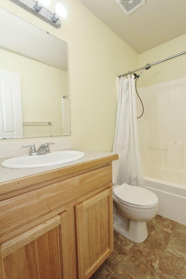 Building Photo - 9607 W Lillywood Dr