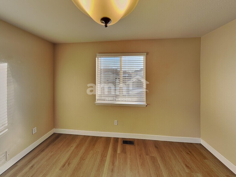 Building Photo - 3478 Watada Dr