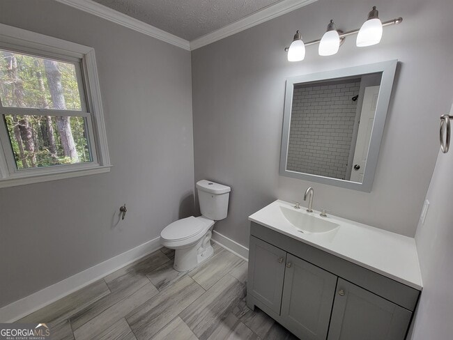 Building Photo - 260 Greenfield Cir