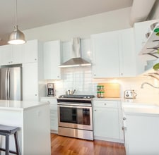 Building Photo - 688 N La Salle Dr