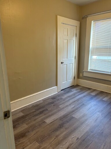 Building Photo - 221 Spruce St