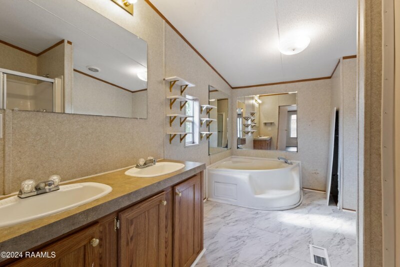 Building Photo - 1251 Bordelon Rd