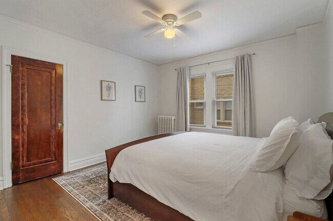 Building Photo - 906 W Keith Ave