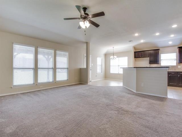 Building Photo - 1302 Riviera Dr