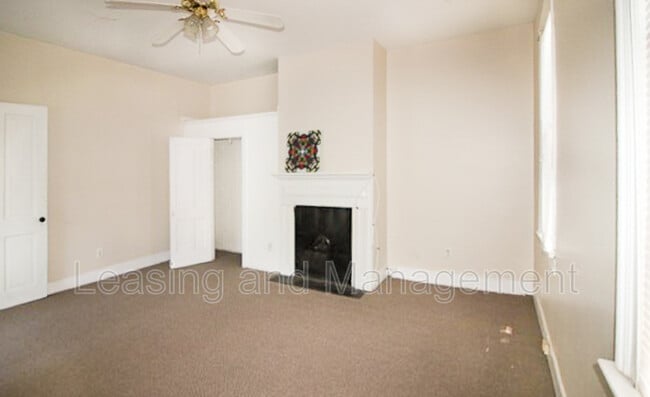 Building Photo - 294 Sumter St