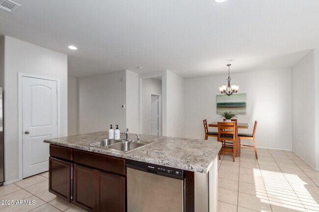 Building Photo - 11473 E Aster Ln