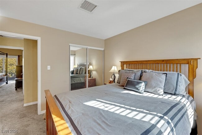 Building Photo - 5844 Buhl Ct