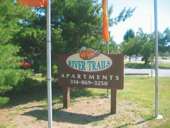 Building Photo - Rivertrail Apartments