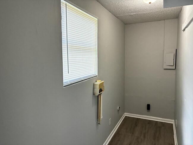 Building Photo - 7341 Proxima Rd