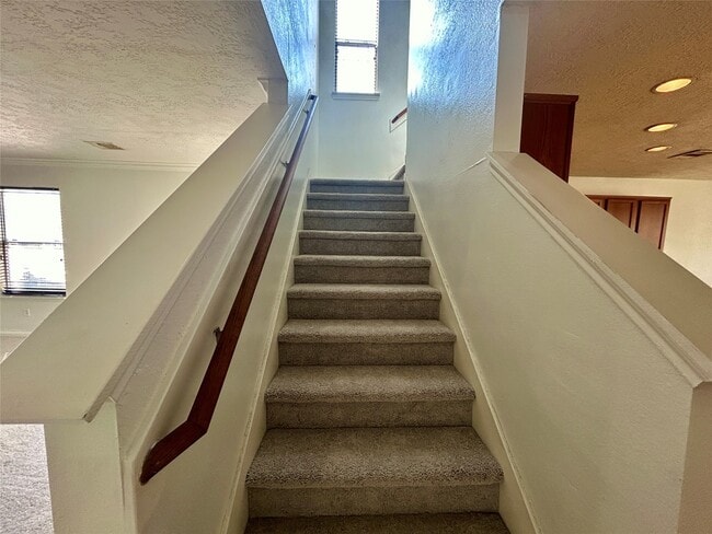 Building Photo - 8007 Arrington Forest Ln