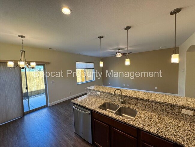 Building Photo - 1226 Saltern Dr