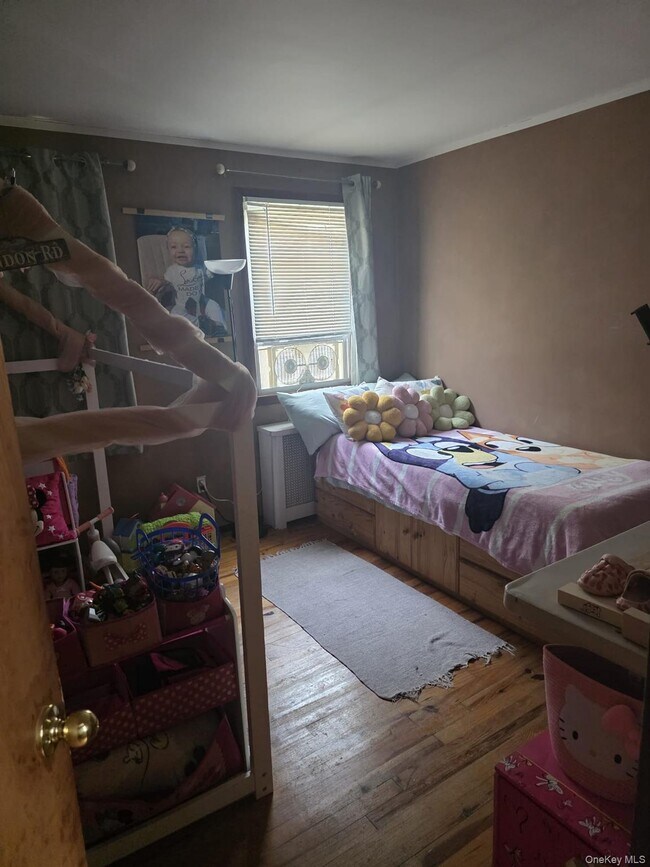 Building Photo - 23 Seaman Neck Rd