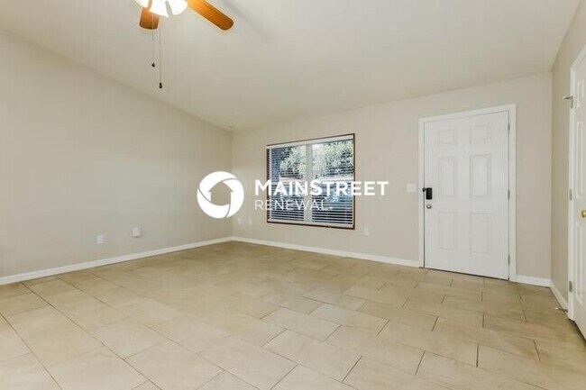 Building Photo - 3 Bedroom Pet-Friendly Home in Bartow, FL with Main Street Renewal