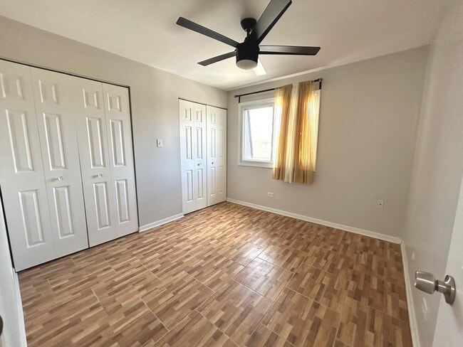 Building Photo - 10440 Natoma Ave