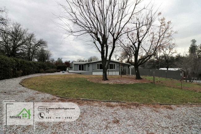 Building Photo - 16624 Power Line Rd