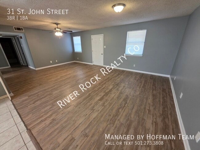 Building Photo - 31 St John St