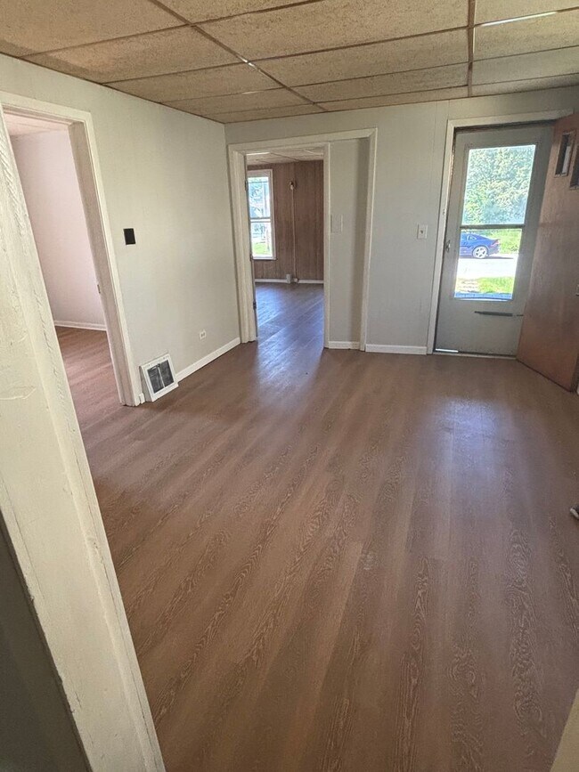 Building Photo - Section 8 Accepted!
