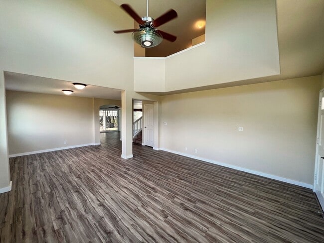 Building Photo - 344GOR