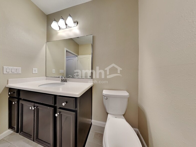 Building Photo - 225 Otero Point