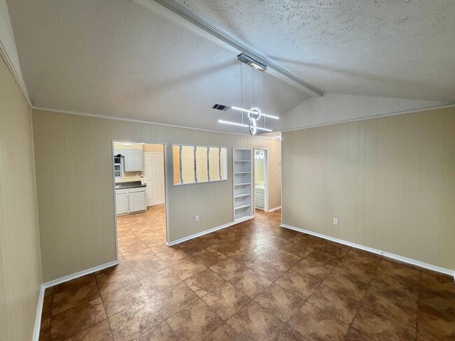 Building Photo - 1101 6th St