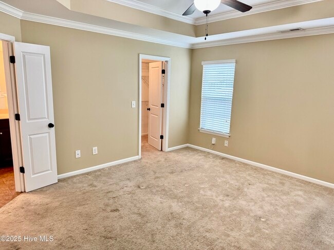 Building Photo - 3661 Thornbrook Dr