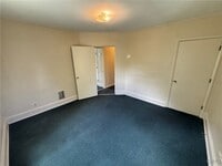 Building Photo - 4 Pleasant St