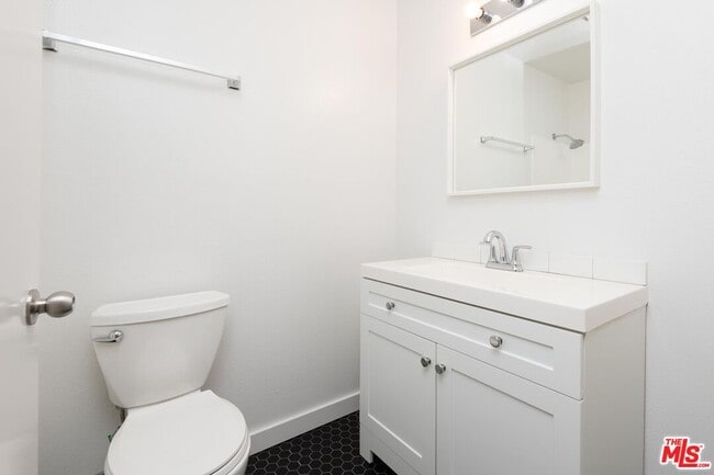 Building Photo - 3933 Marathon St