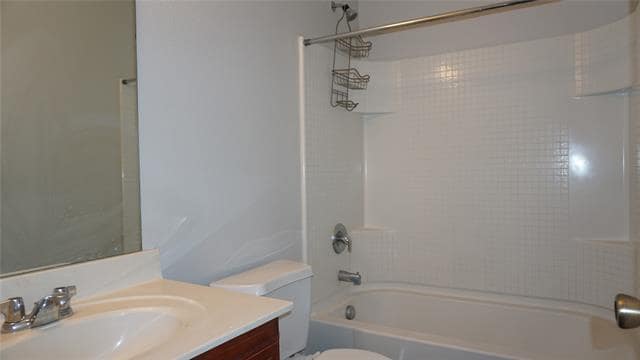 Building Photo - 9601 Polk Ave