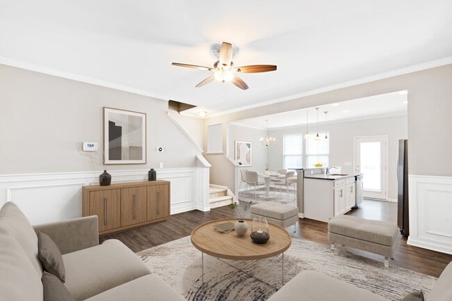 Building Photo - Modern Elegance in Brightleaf: 3-Bedroom Townhouse with Amenities Galore