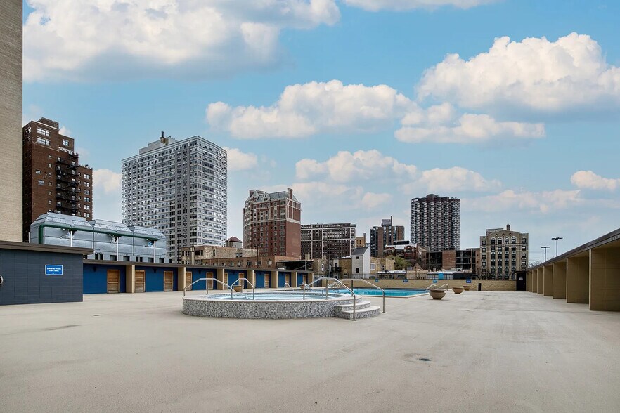 Building Photo - 655 W Irving Park Rd