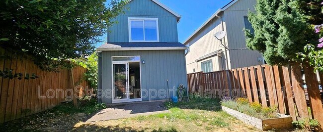 Building Photo - 4322 NE 76th Ave