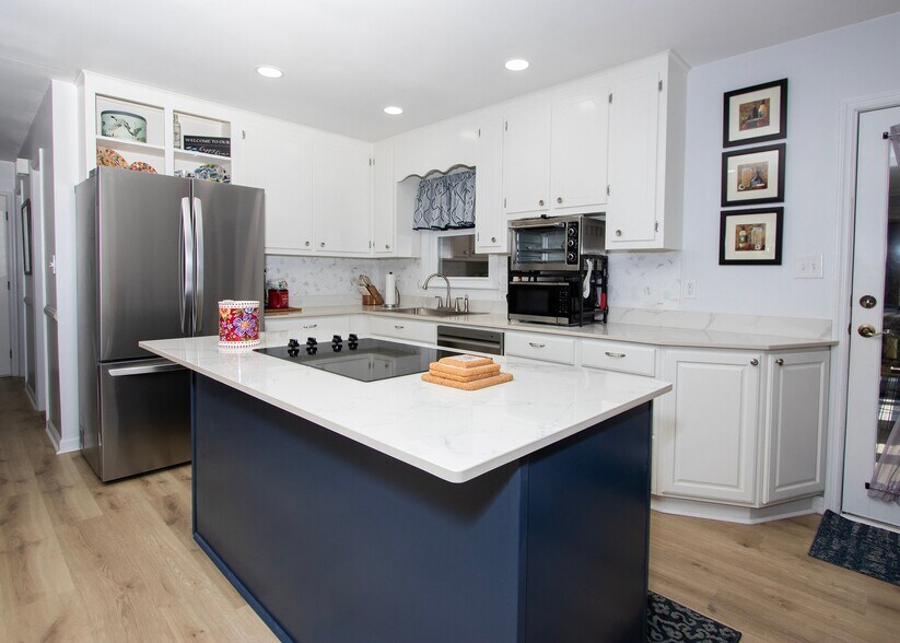 Building Photo - 2530 US-70