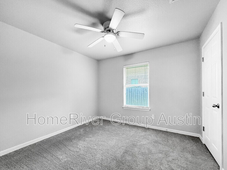 Building Photo - 4235 Fairmeadow Dr