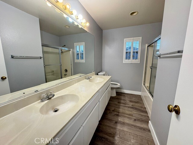 Building Photo - 8982 Dahlia Dr