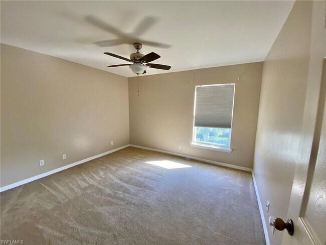 Building Photo - 74 Burnt Pine Dr