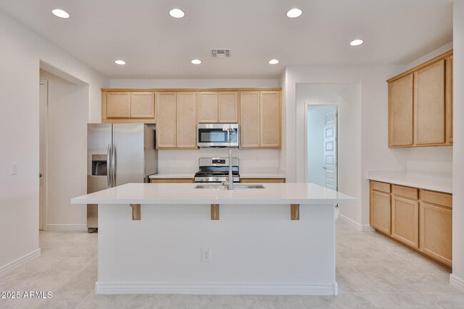 Building Photo - 8806 W Orange Dr