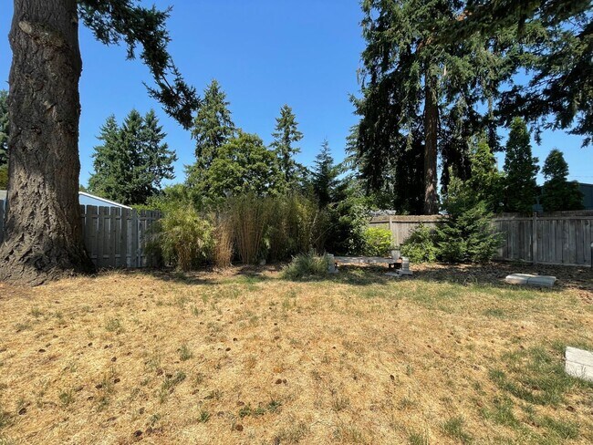 Building Photo - 2Bd/1Ba Brentwood-Darlington neighborhood ...