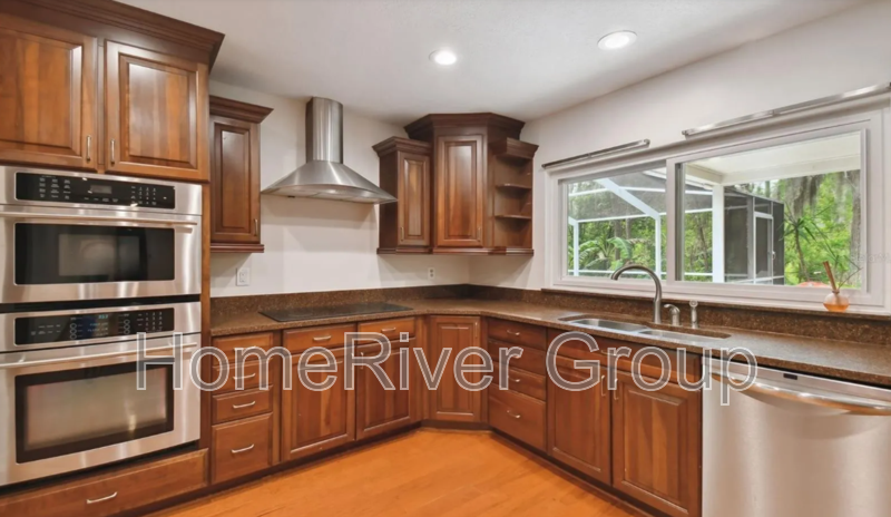 Building Photo - 16806 Rolling Rock Dr