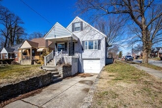 Building Photo - College Hill Renovated Home w/4 bdrms