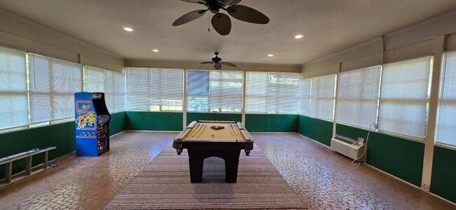 Building Photo - 289 Ashbrook Dr