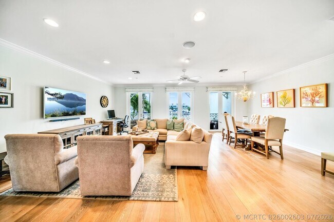 Building Photo - 138 Marine Way
