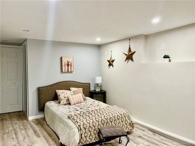 Building Photo - 26 Mill St