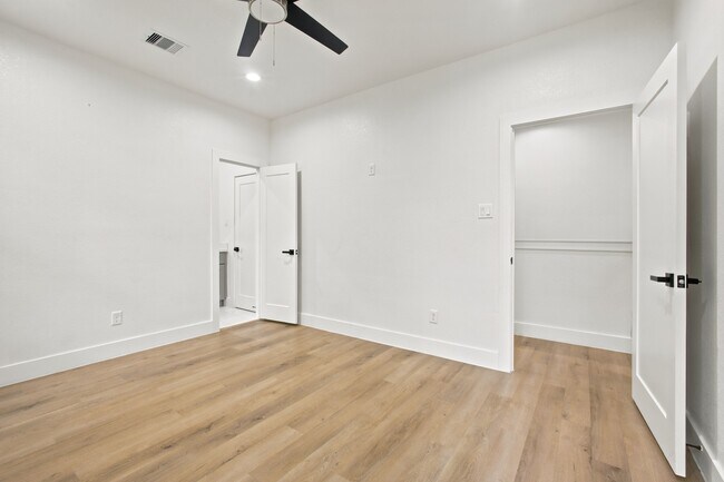 Building Photo - 4217 Hare St